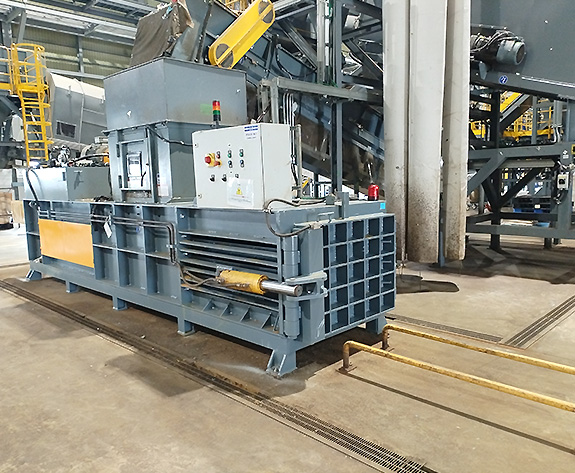 Высокоэффективное решение для сжатия лома ПЭТ-бутылок в Японии